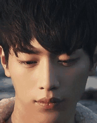 2130706433_XgaAB21z_065646a8bef8e4441c44198e16539b9538ee0ea5.gif